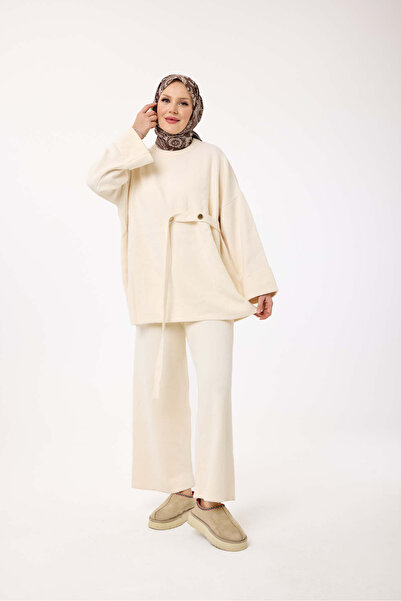My City 44120 - Stylish Comfortable Casual Women's Set with Belt Accessory and Knitted Pants
