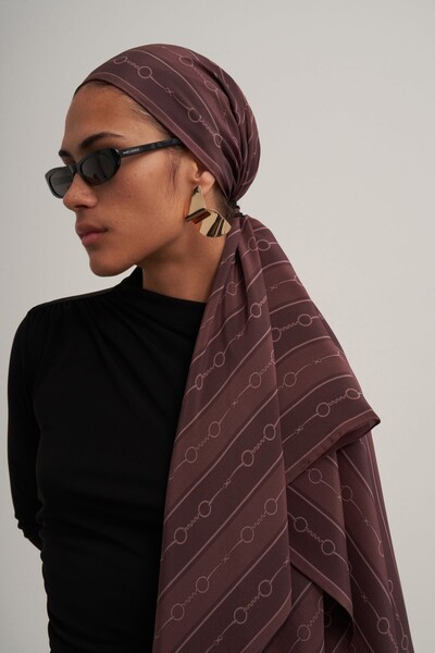 moreno silk Rose Chain