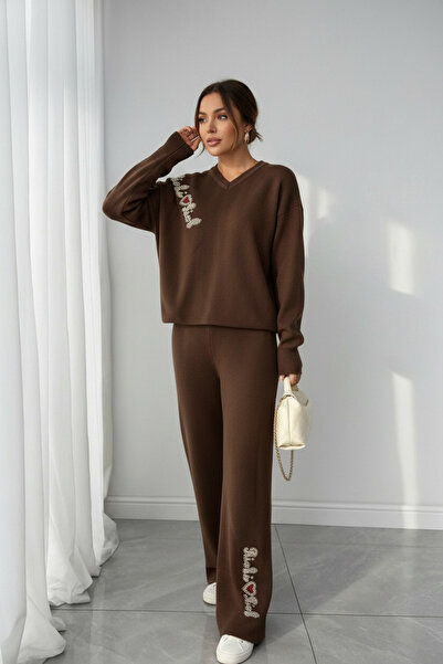 NEWCO Plain Textured Pearl Embroidered V-Neck Knitwear Two-Piece Regular Suit
