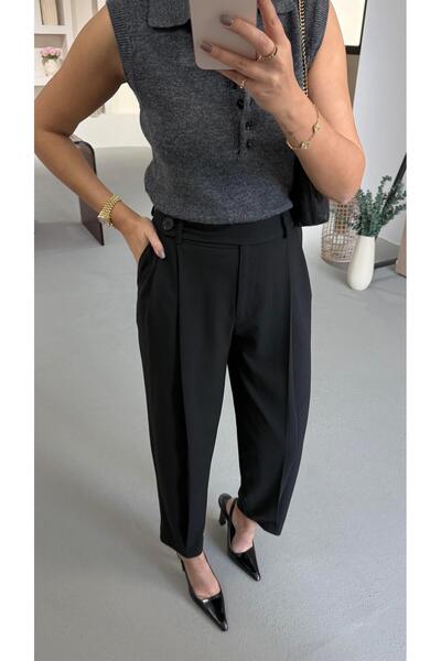 Sezgi Tekin Thick Pleated Black Carrot Pants