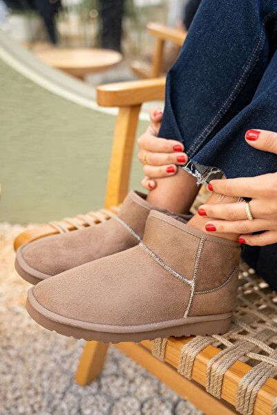 LamintaGlobal Toxy Suede Fur Flat Sole Women's Boots