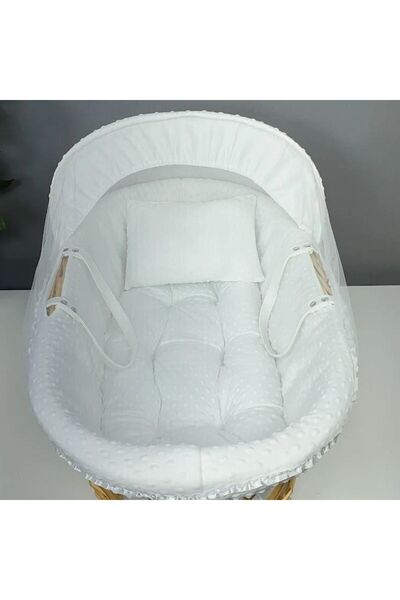 Reiashn Moses basket bed with a bedding set