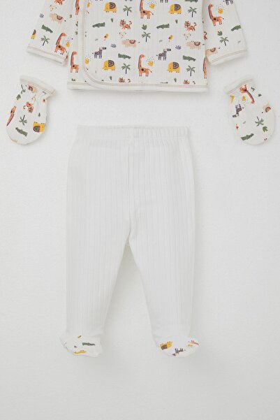 Breeze Baby Boy Hospital Release 5-Piece Baby Zoo Set 0-3 Months, Ecru