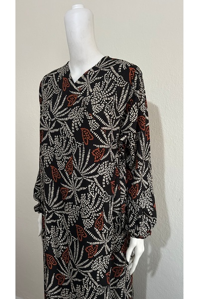 GİZGİYİM Black Viscose Patterned Side Tie Prayer Dress Plus Size