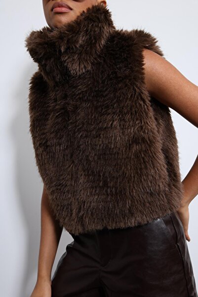 Antioch Coffee Plush Look Vest