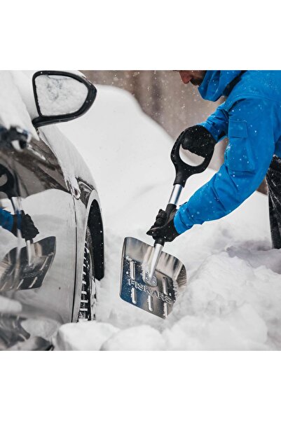FiSKARS SnowLight car shovel, 715 mm, 750 g