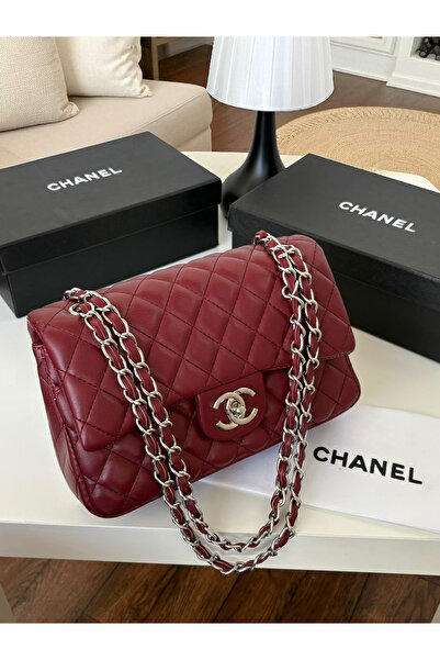 Generic Elegant, high-quality women's shoulder bag with all accessories