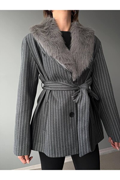 MODAGK Women's Faux Fur Detailed Cashmere Coat