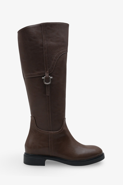 Cananın Pabuçları أحذية طويلة من دافين مع مشبك