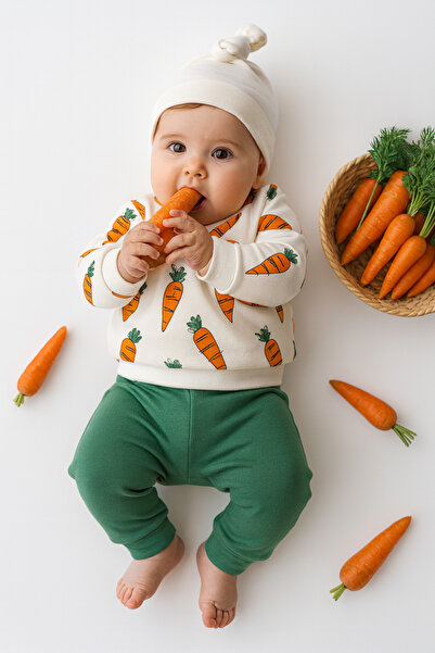 mini mia Baby Carrot Patterned 2-Piece Sweatshirt and Pants Set – Organic Comfort, Fun Design