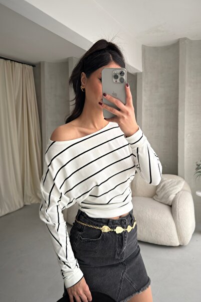 BEJNA Жіноча смугаста блузка з низькими плечима