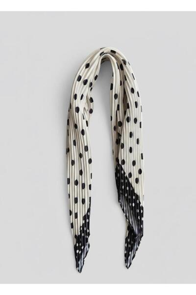 Fioner Store Pleated Patterned Scarf