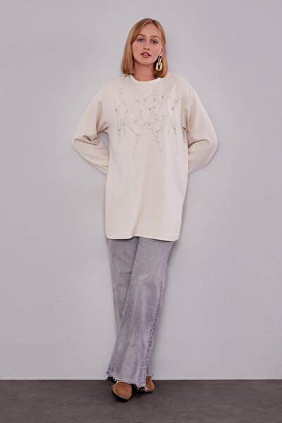 Levidor Cream pulled detailed sweatshirt