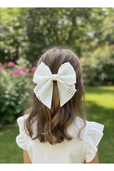 Toka Delisi El Yapımı Ekru Fisto Çocuklar İçin Kelebek Fiyonklu Toka Davet Ba...