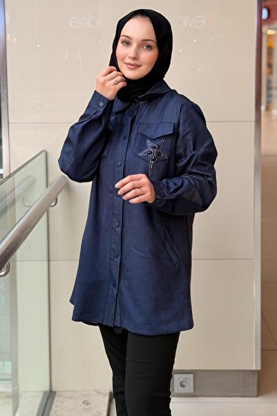 Nuss Jachetă din nubuck cu stea în buzunar și închidere cu capse în față