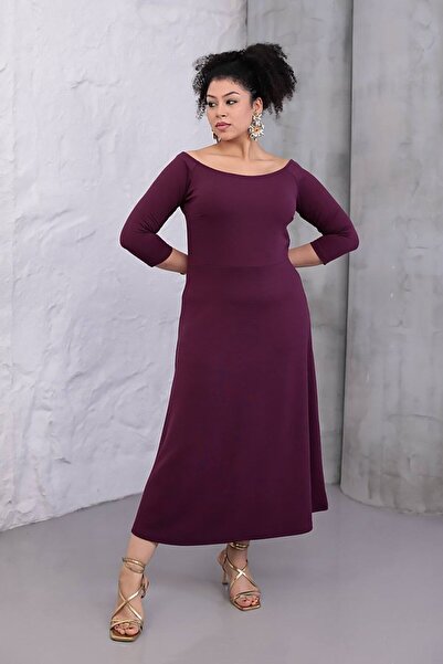 Truva XXL Plus Size Elegant Purple Dress Model: Boat Neck & Three Quarter Sleeve Crepe Fabric