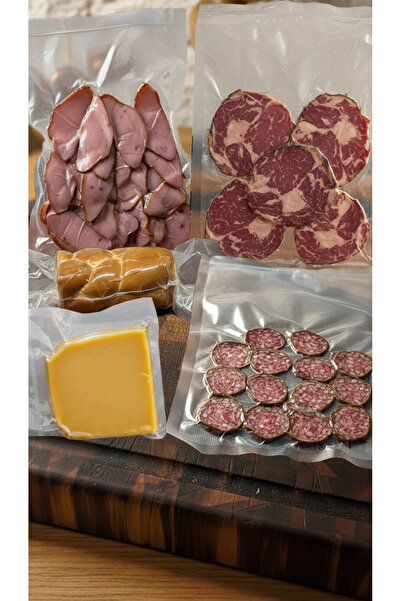 Somborka Geleneksel Gurme Şarküteri Tabağı – İsli Boşnak Sucuğu, Kuru Et, İsli Hindi, Ayvalık Tulum ve İsli Örgü Peynir