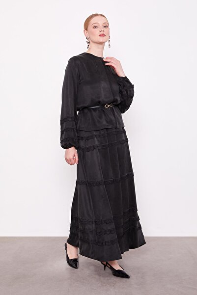 Levidor Black Lace Trimmed Cupra Skirt Set