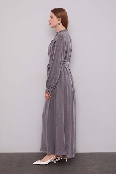 Levidor Anthracite shoulder flower detailed cupra dress