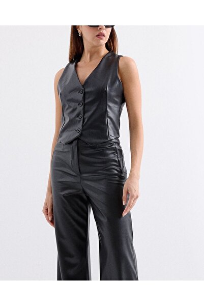 Modamorfo 6799 Short Faux Leather Vest - Black