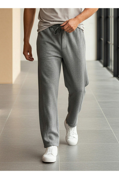 Lee Cooper Men Relaxed Fit Cotton Blend Joggers