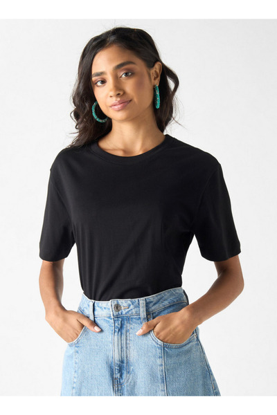 FAV Regular Fit Crew Neck Cotton T-shirt with Short Sleeves