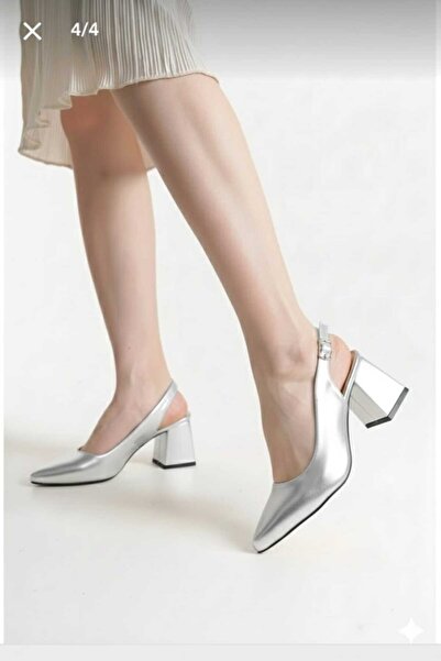 Henne Heeled Open-Back 7 Punt Casual Shoes Silver