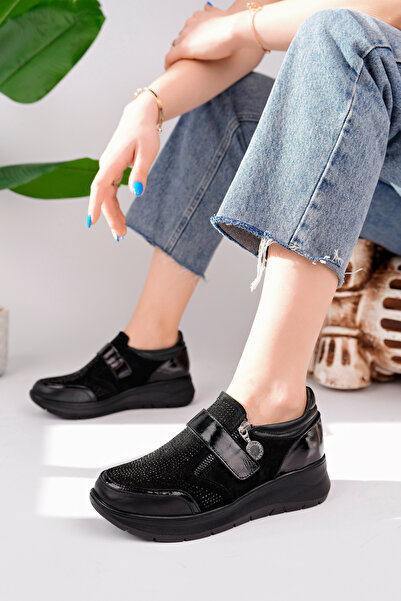 Akgün Kadın Siyah Hakiki Deri Casual Ayakkabı