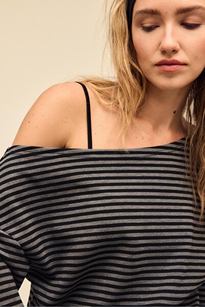 Stradivarius Soft-touch off-the-shoulder sweatshirt