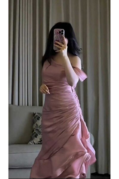 leon A perplexingly soft dress