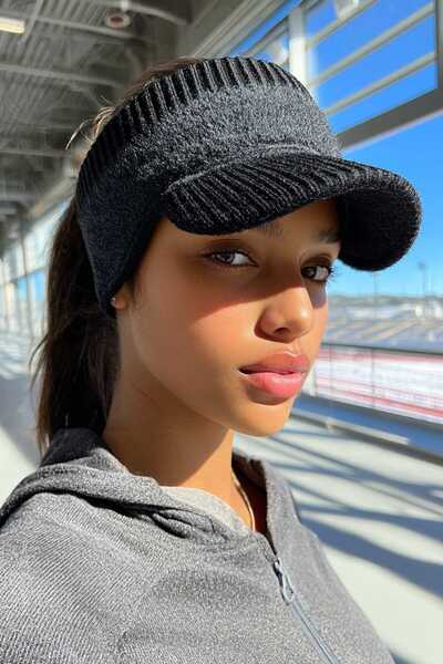 LAGRANZE Cozyshield Women's Winter Visor