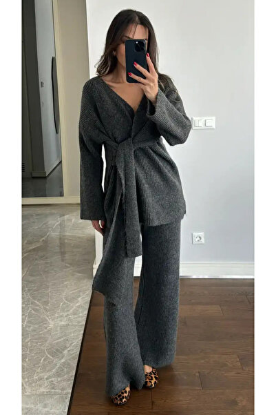 My Blog Costum Selenik cu guler asimetric antracit cu legături - 25-814