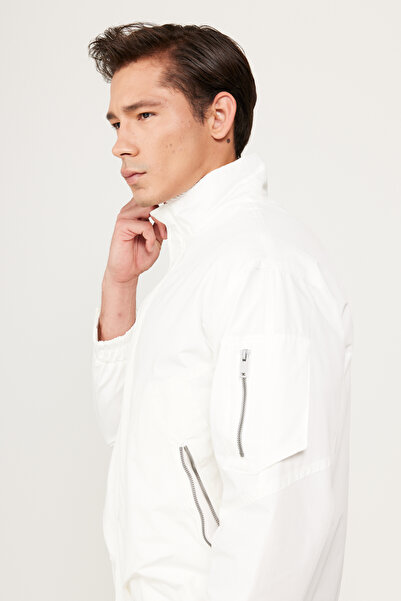 ALTINYILDIZ CLASSICS White Standard Fit Regular Cut Mock Neck Coat