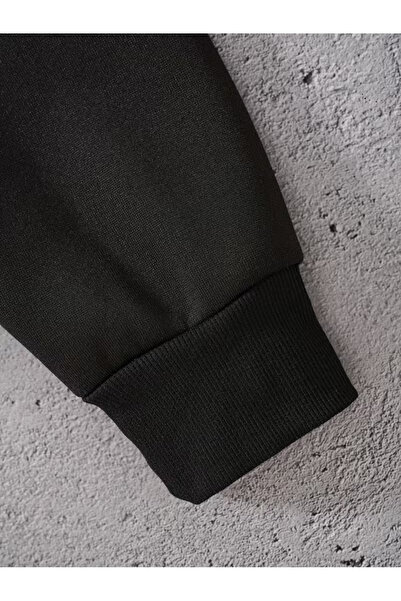 ANUSHKA Unisex Street Art Printed Masked 3 Thread Ş Fleece-Lined Tracksuit Set