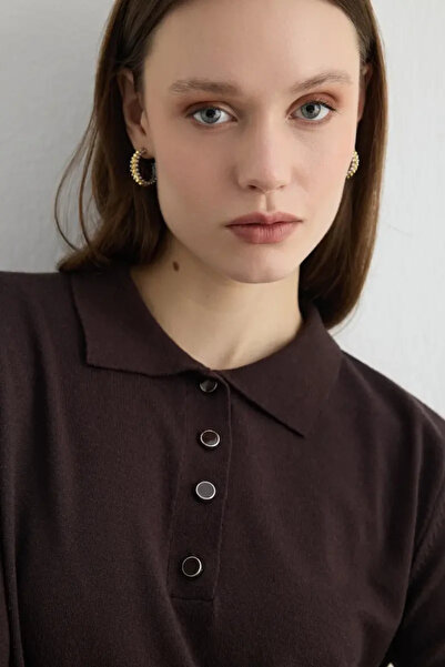 Gusto Polo Neck Buttoned Knit Blouse - Brown