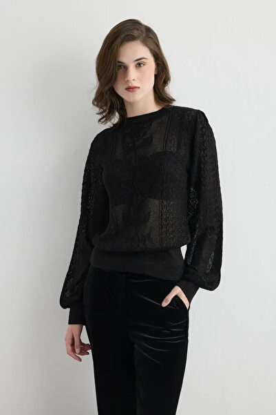 Gusto Lace-Like Knit Balloon Sleeve Tricot Blouse - Black