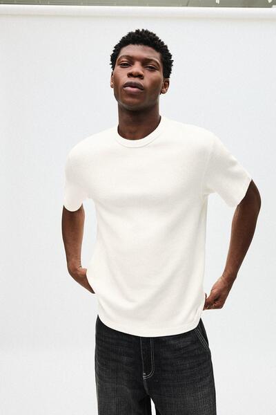 Bershka Dokulu kısa kollu tişört