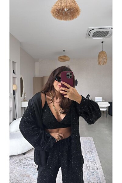 Buket Teke Black Triple Stone Set