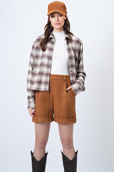 Trend Alaçatı Stili Kadın Hardal Duble Paça Çift Cepli Kışlık Kaşe Şort ALC-X13297