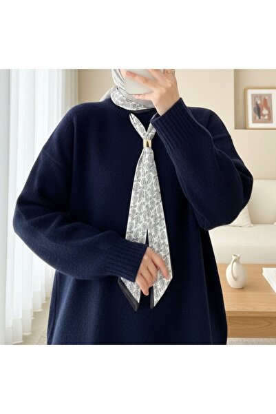 Vaniza Мек пуловер с шал с детайли