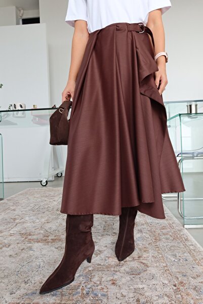 Özge Özgenç Pleated Skirt with Button and Belt Detail