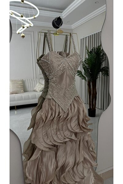 New Moon فستا ن بيج مدرج فاخر وانيق