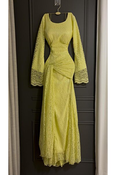New Moon Elegant yellow lace dress