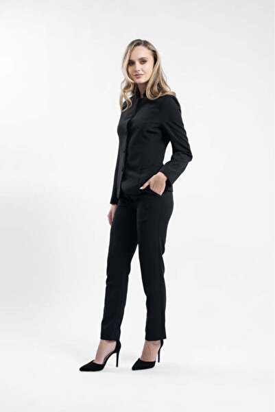 Monarh Design Black suit with fitted jacket and tunic collar
