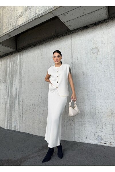 Cistern İstanbul Women's Button Detailed Knitwear Skirt Suit