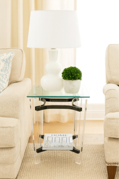 HOMEZ NEED طاولة جانبية زجاجية شفافة بتصميم أكريليك فاخر