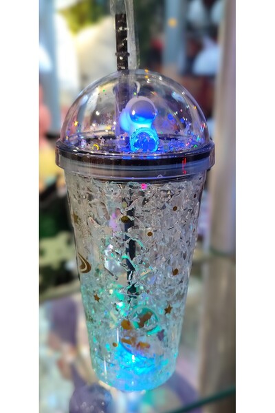 ada çanta kırtasiye Illuminated Model Fancy Lid Plastic Cup with Straw 470ml Ad63626