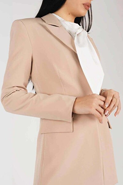 monarh Classic beige suit