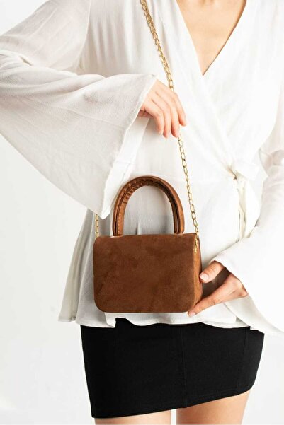 ÖZÜM TAKI Women's Suede Chain Strap Handbag and Shoulder Bag Brown