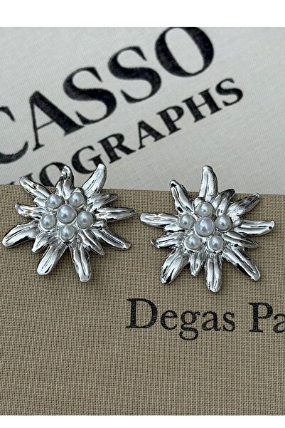 MioArt أقراط نسائية على شكل زهرة